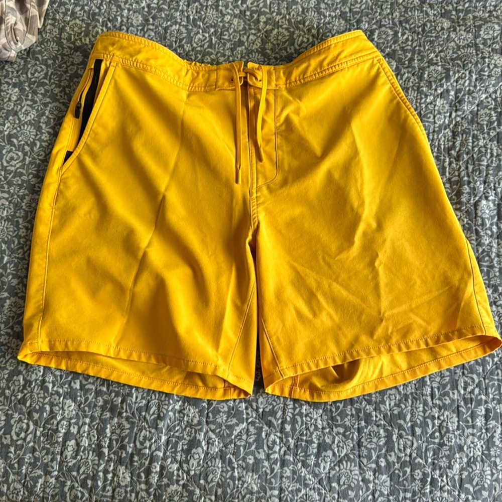 Ten thousand Foundation short 7” Linerless